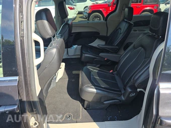 2023 Chrysler Pacifica Touring L 121.6" WB - miniatura 13