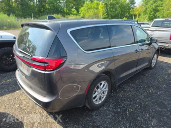 2023 Chrysler Pacifica Touring L 121.6" WB - miniatura 4