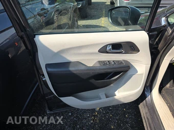 2023 Chrysler Pacifica Touring L 121.6" WB - miniatura 9