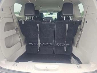 2023 Chrysler Pacifica Touring L 121.6" WB - miniatura 14