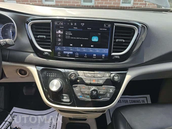 2023 Chrysler Pacifica Touring L 121.6" WB - miniatura 10