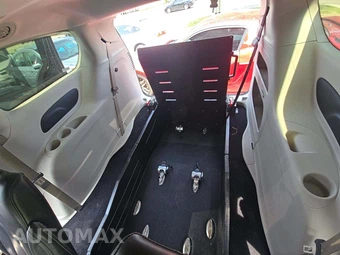 2023 Chrysler Pacifica Touring L 121.6" WB - miniatura 14