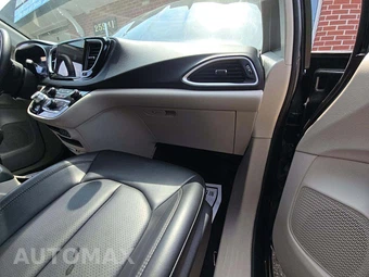 2023 Chrysler Pacifica Touring L 121.6" WB - miniatura 20