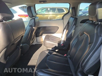 2023 Chrysler Pacifica Touring L 121.6" WB - miniatura 13