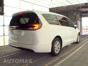 2023 Chrysler Pacifica Touring L 121.6" WB - miniatura 4