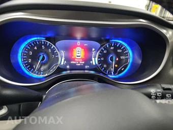 2023 Chrysler Pacifica Touring L 121.6" WB – miniatura 12