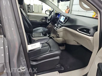 2023 Chrysler Pacifica Touring L 121.6" WB – miniatura 8