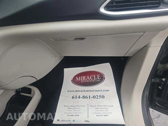 2023 Chrysler Pacifica Touring L 121.6" WB - miniatura 19