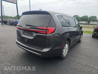 2023 Chrysler Pacifica Touring L 121.6" WB - miniatura 3
