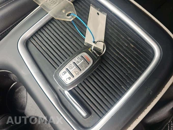 2023 Chrysler Pacifica Touring L 121.6" WB - miniatura 8