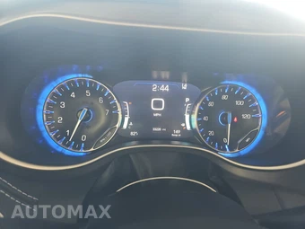 2023 Chrysler Pacifica Touring L 121.6" WB - miniatura 12