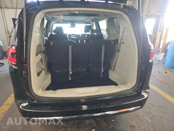 2023 Chrysler Pacifica Touring L 121.6" WB - miniatura 17