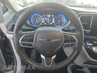2023 Chrysler Pacifica Touring L 121.6" WB - miniatura 10