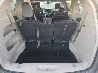 2023 Chrysler Pacifica Touring L 121.6" WB - miniatura 17