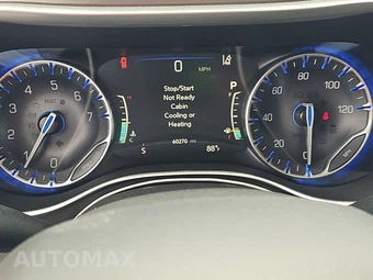 2023 Chrysler Pacifica Touring L 121.6" WB - miniatura 12