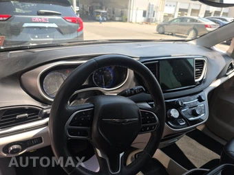 2023 Chrysler Pacifica Touring L 121.6" WB - miniatura 11
