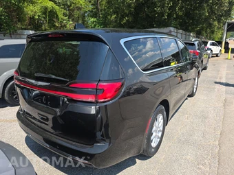 2023 Chrysler Pacifica Touring L 121.6" WB - miniatura 4