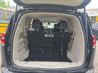 2023 Chrysler Pacifica Touring L 121.6" WB – miniatura 14
