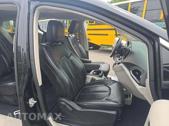 2023 Chrysler Pacifica Touring L 121.6" WB – miniatura 18