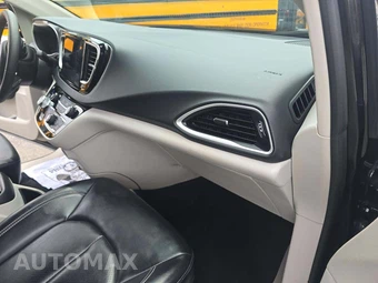 2023 Chrysler Pacifica Touring L 121.6" WB – miniatura 19