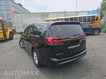 2023 Chrysler Pacifica Touring L 121.6" WB – miniatura 2