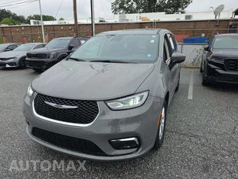 2023 Chrysler Pacifica Touring L 121.6" WB