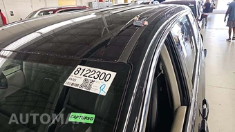 2023 Chrysler Pacifica Touring L 121.6" WB – miniatura 21