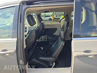 2023 Chrysler Pacifica Touring L 121.6" WB - miniatura 13