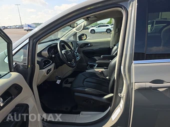 2023 Chrysler Pacifica Touring L 121.6" WB - miniatura 7