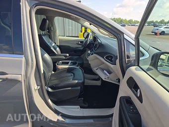 2023 Chrysler Pacifica Touring L 121.6" WB - miniatura 8