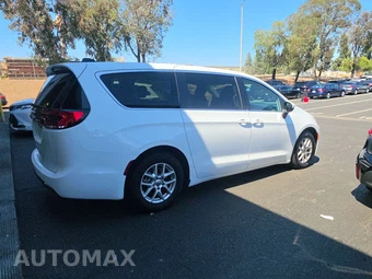 2023 Chrysler Pacifica Touring L 121.6" WB - miniatura 4