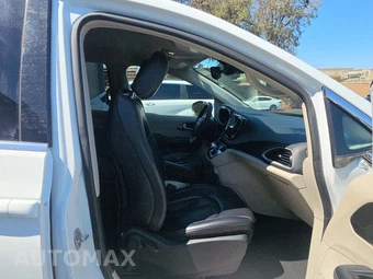 2023 Chrysler Pacifica Touring L 121.6" WB - miniatura 8