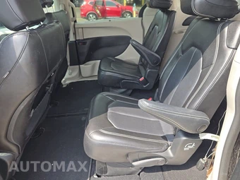 2023 Chrysler Pacifica Touring L 121.6" WB - miniatura 13