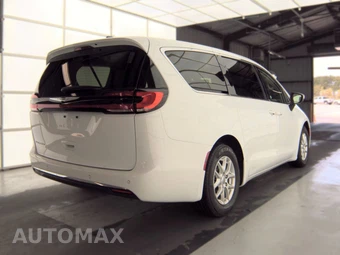 2023 Chrysler Pacifica Touring L 121.6" WB – miniatura 4