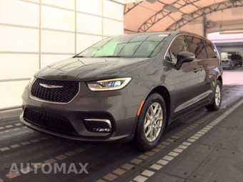 2023 Chrysler Pacifica Touring L 121.6" WB