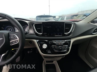 2023 Chrysler Pacifica Touring L 121.6" WB - miniatura 11