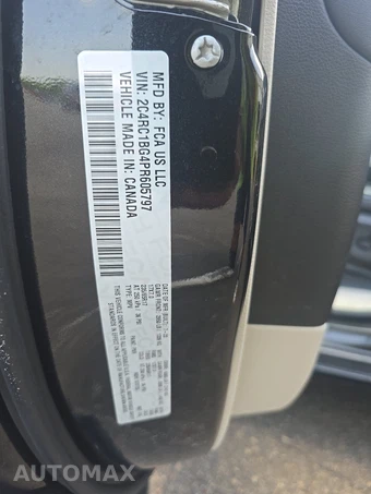 2023 Chrysler Pacifica Touring L 121.6" WB - miniatura 15