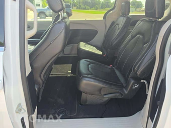 2023 Chrysler Pacifica Touring L 121.6" WB - miniatura 10