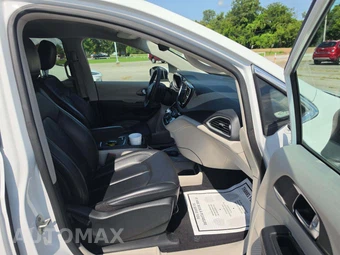2023 Chrysler Pacifica Touring L 121.6" WB - miniatura 16