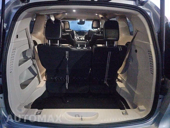 2023 Chrysler Pacifica Touring L 121.6" WB - miniatura 16
