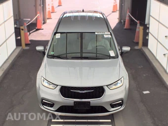 2023 Chrysler Pacifica Touring L 121.6" WB - miniatura 2