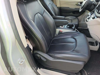 2023 Chrysler Pacifica Touring L 121.6" WB - miniatura 19