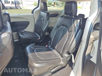 2023 Chrysler Pacifica Touring L 121.6" WB - miniatura 13