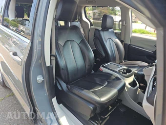 2023 Chrysler Pacifica Touring L 121.6" WB - miniatura 19