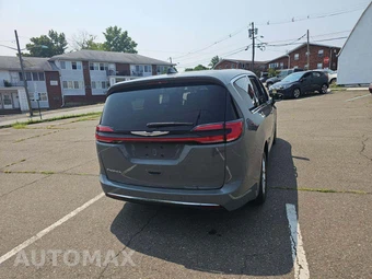 2023 Chrysler Pacifica Touring L 121.6" WB - miniatura 3