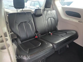 2023 Chrysler Pacifica Touring L 121.6" WB - miniatura 14