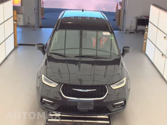 2023 Chrysler Pacifica Touring L 121.6" WB - miniatura 2