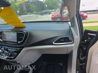 2023 Chrysler Pacifica Touring L 121.6" WB - miniatura 20