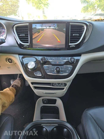 2023 Chrysler Pacifica Touring L 121.6" WB - miniatura 7