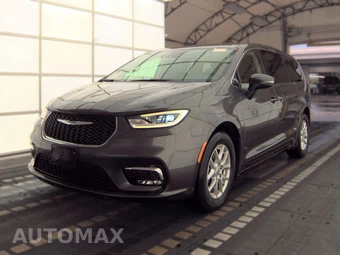 2023 Chrysler Pacifica Touring L 121.6" WB